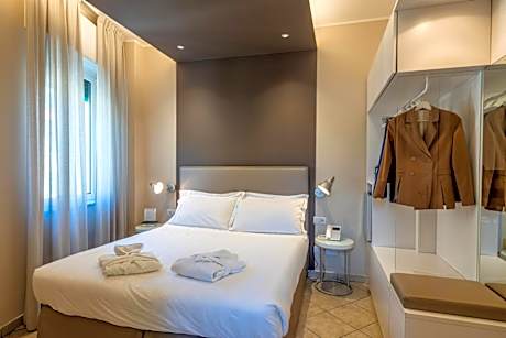 Double Standard Room with Mountain View