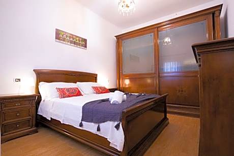 Dimora Puccini centro storico 600 metri e mare 8km