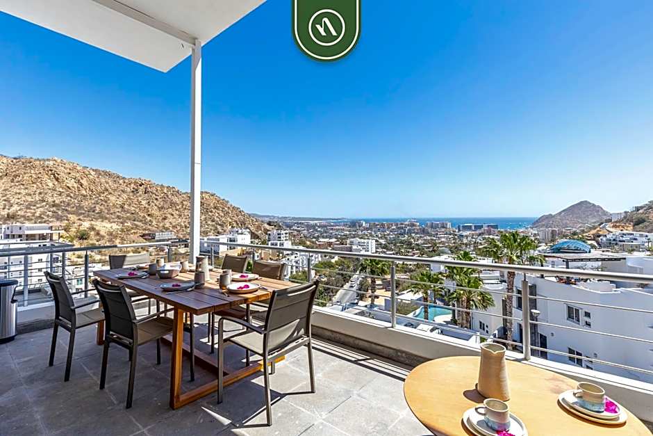 Brand New 3 BR Penthouse - Oceanview Rooftop Pool