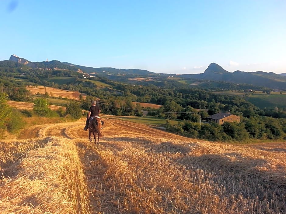 TERRALUNA Country house San Leo - San Marino