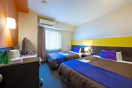 Twin Room - Non-Smoking