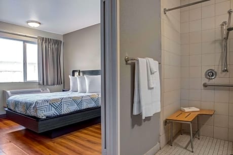 Double Room - Disability Access - Non-Smoking