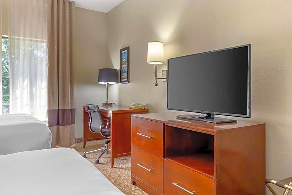 Comfort Suites Regency Park