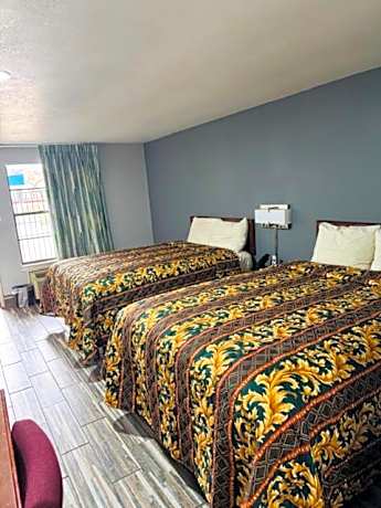 Queen Room with Two Queen Beds