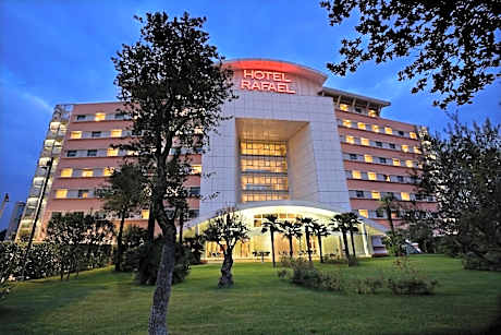 Hotel Rafael