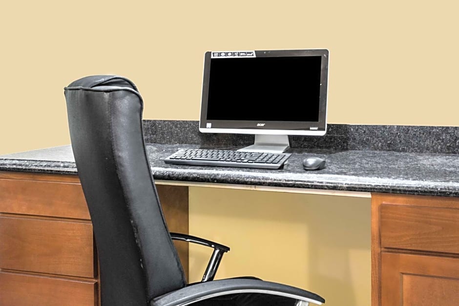 Days Inn by Wyndham North Platte
