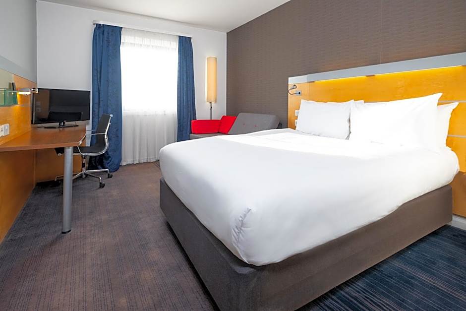 Holiday Inn Express Stevenage By IHG
