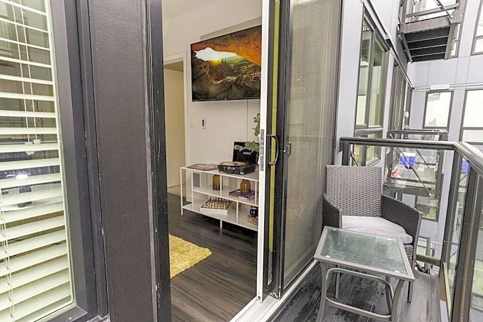 Self Check-in-washer-dryer-4ksmart Tv-king Bed-gym