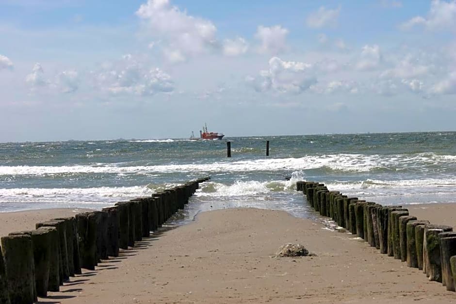 Zoutelande,modern verblijf bij de zee