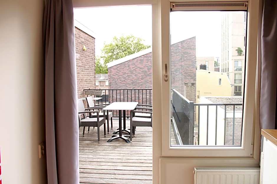 HOLT Hotel