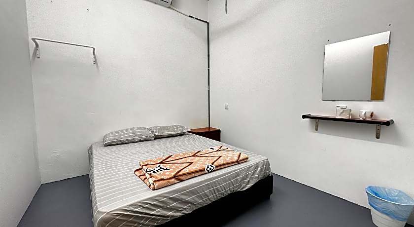 Jiaxin Dormitory Puteri Wangsa