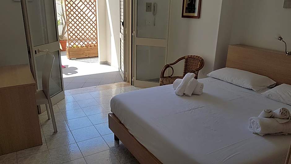 Hotel Blue Sky - San Foca