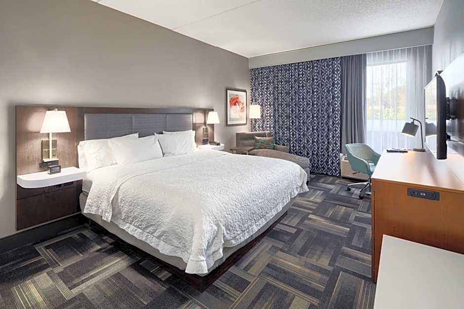 Hampton Inn Louisville-Northeast