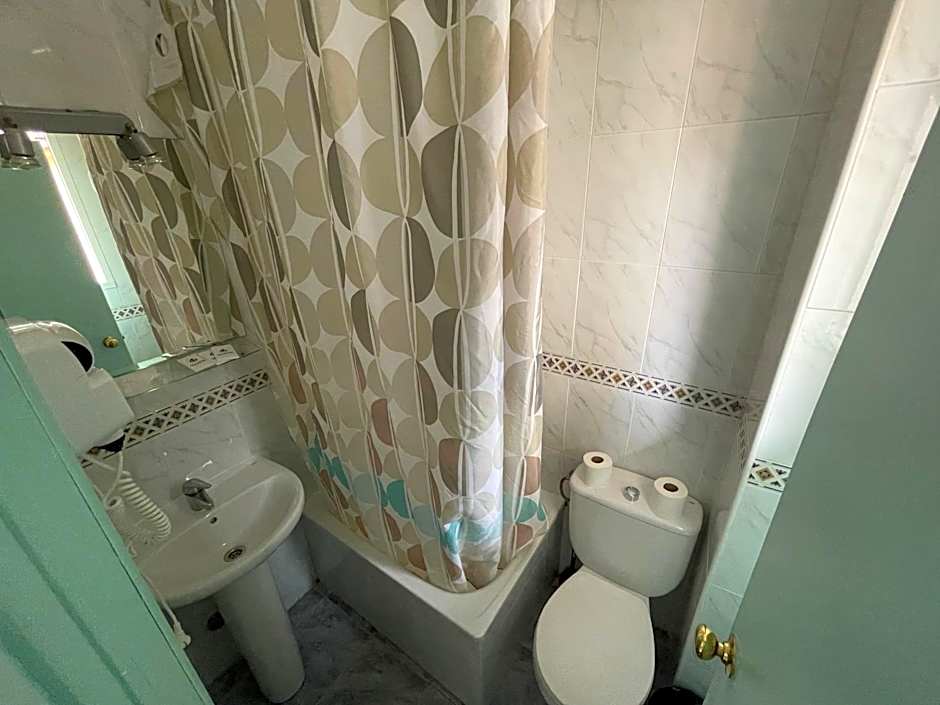 Duquesa Bed & Breakfast