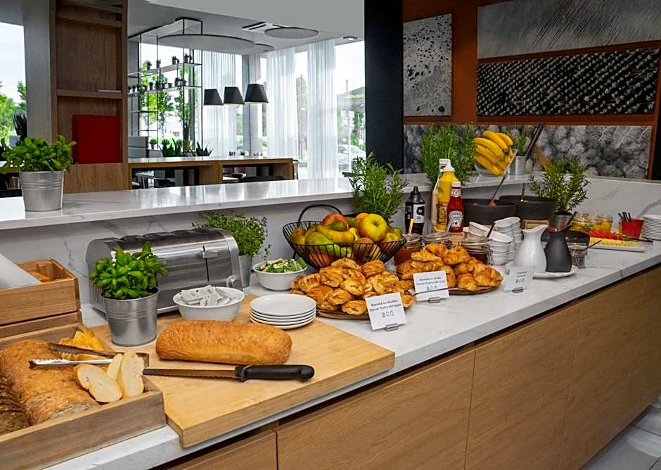 Park Inn by Radisson Vilnius Airport Hotel & Conference Centre