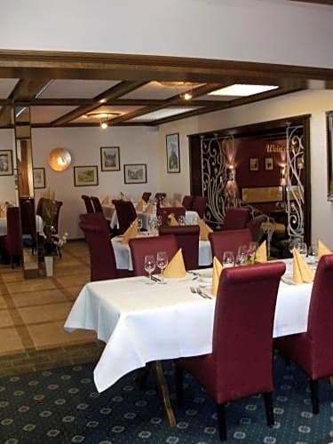 Weinhotel Hubertus Garni