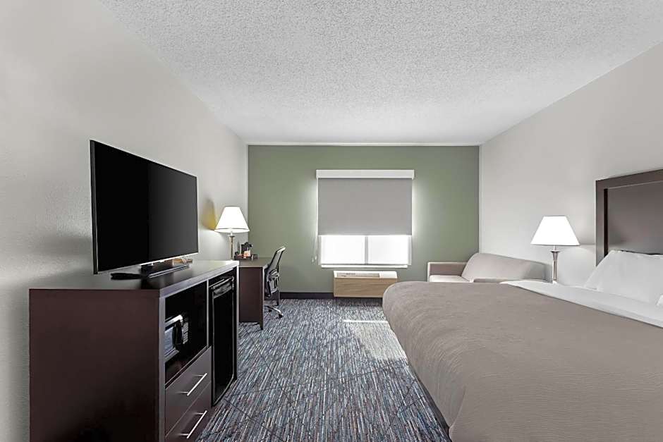 Quality Inn & Suites Niles