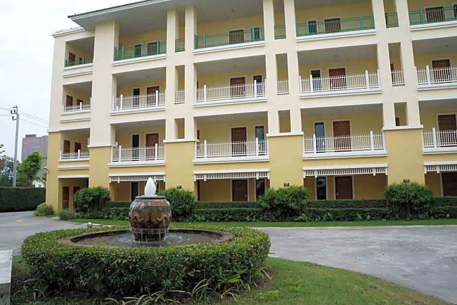 The One Residence Hotel