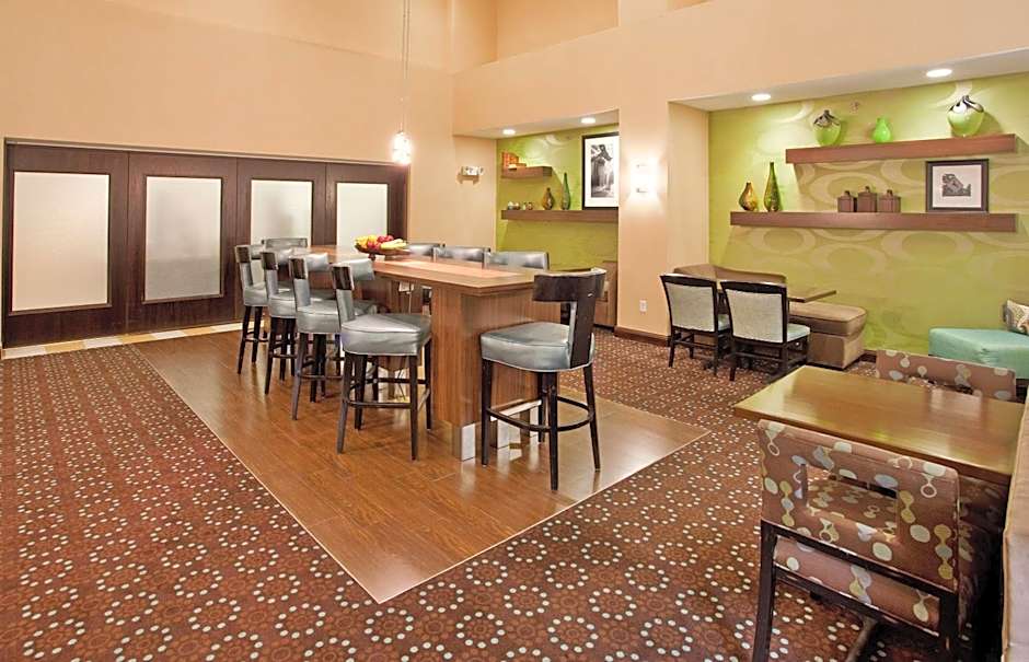 Hampton Inn By Hilton And Suites St. Cloud