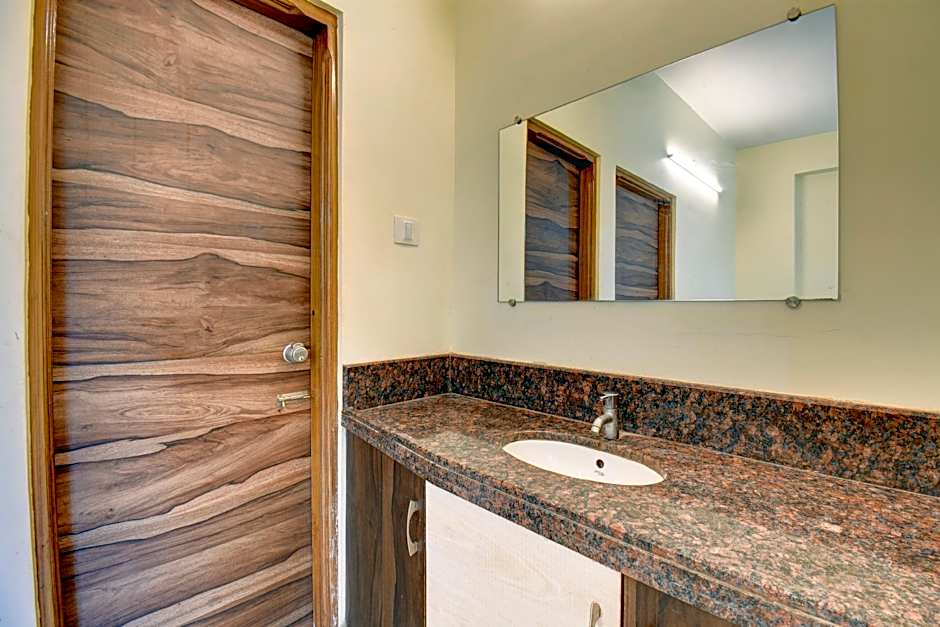 Hotel Padmavati Palace