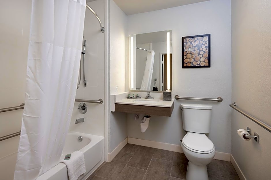 SureStay Plus Hotel by Best Western Hayward