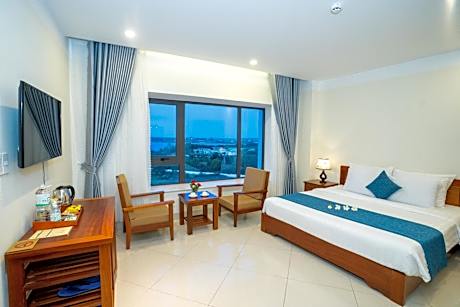 Deluxe Double Room with Sea View
