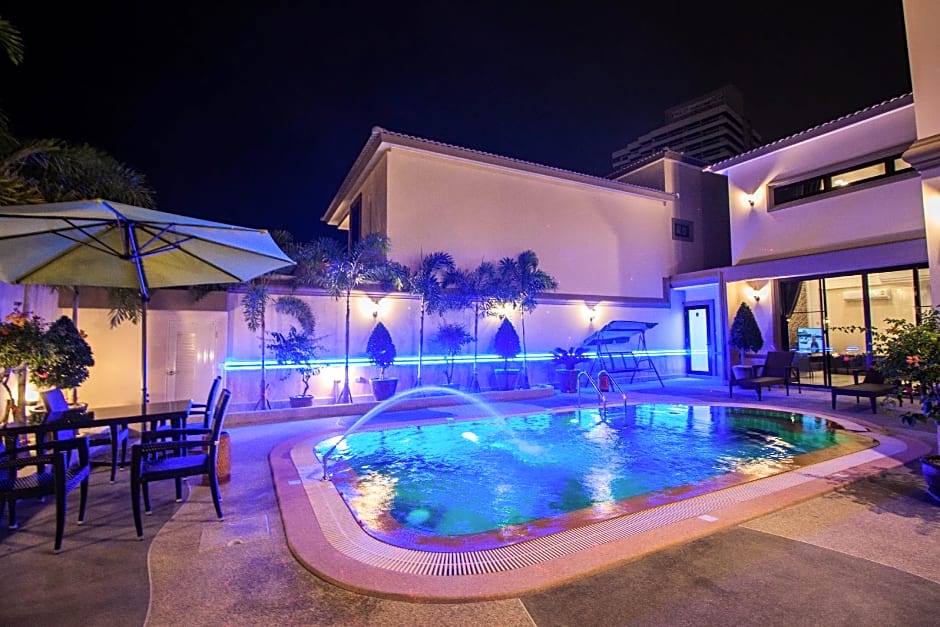 Top Pool Villa Pattaya