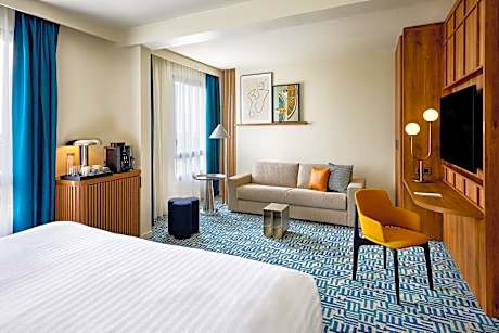 Junior Suite with One Double Bed and Sofa Bed