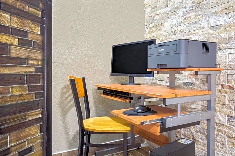 Super 8 by Wyndham Florence