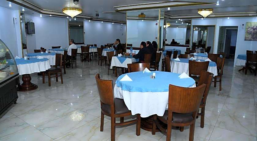 Continental Suite Farwaniya