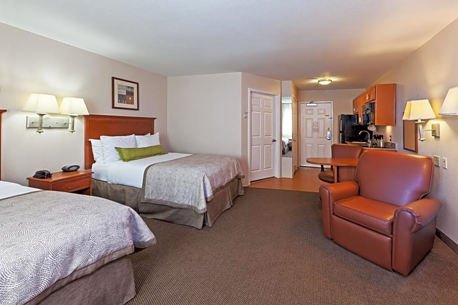 Candlewood Suites Pearland By IHG