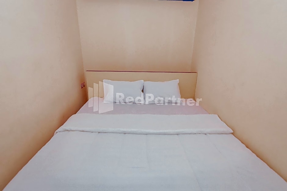 Ungu Kangen Hotel Bogor Mitra RedDoorz