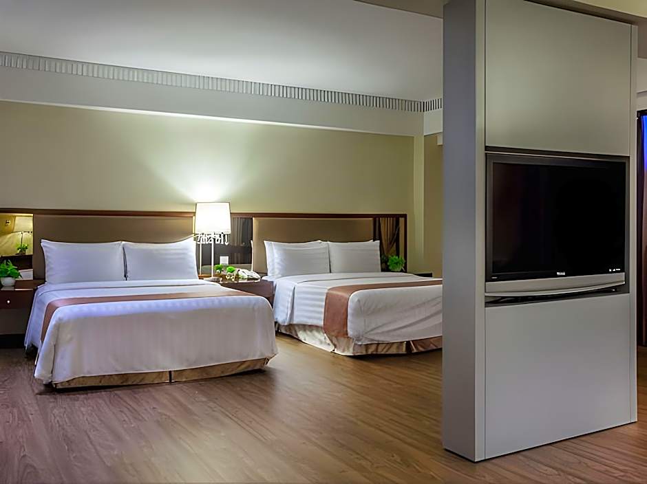 CHECK inn Taipei Neihu