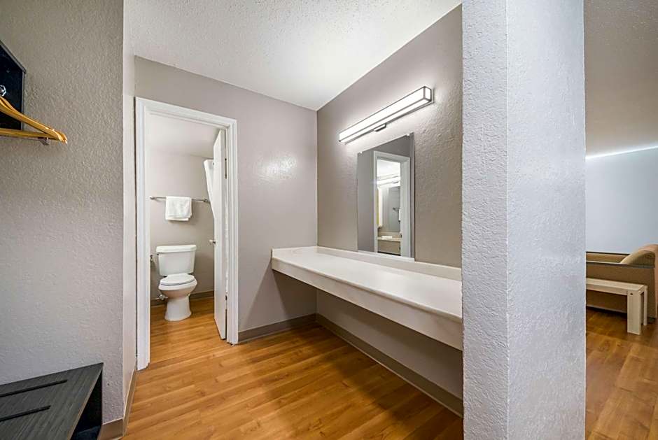 Studio 6 Laredo, Tx - North I-35