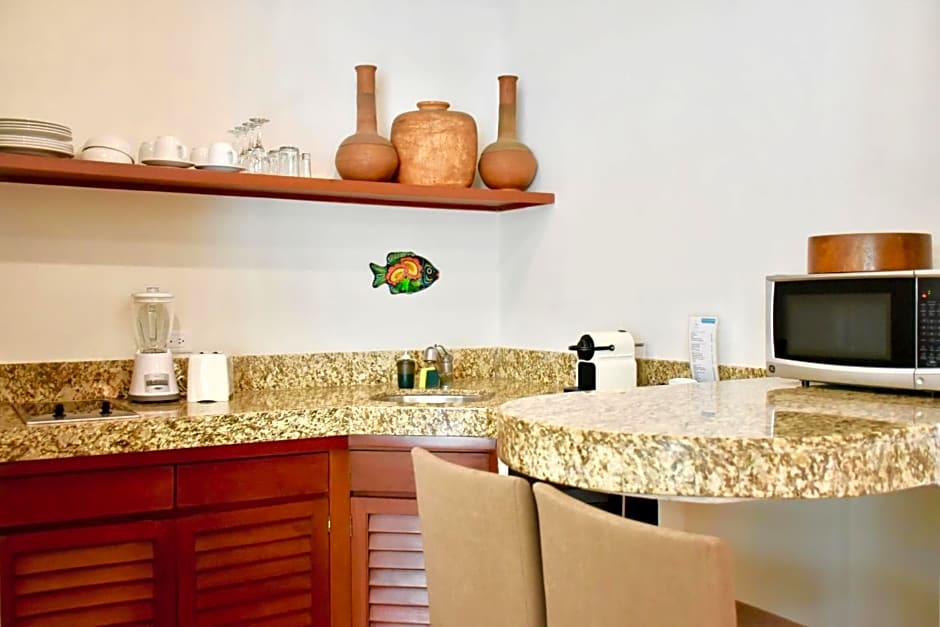 Playa Palms Beach Hotel