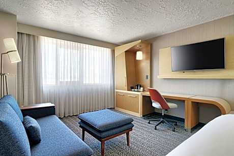 1 King Bed, Sofa bed, Hearing Accessible