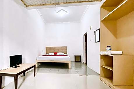 RedDoorz Syariah at Sipayung Homestay