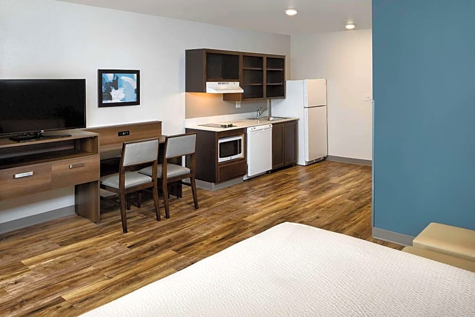 Woodspring Suites Houston IAH Airport