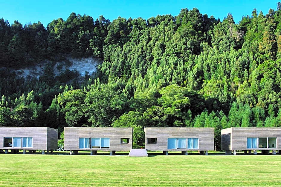 Furnas Lake Forest Living