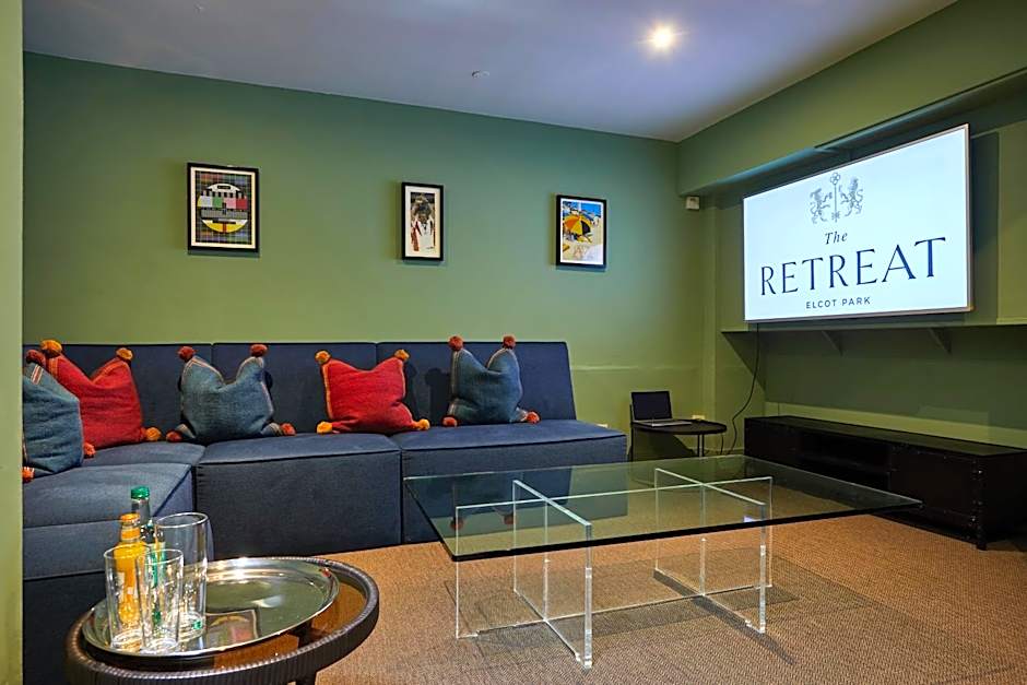 The Retreat, Elcot Park