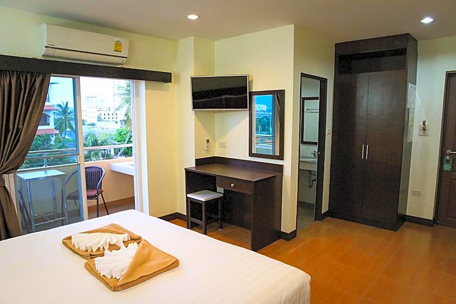 Sky Villa Hua Hin Guesthouse - Adults-Only