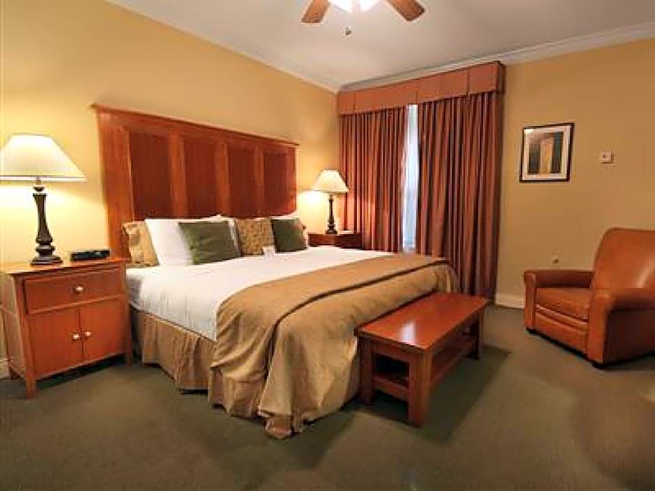 The Villas at Carter Plantation