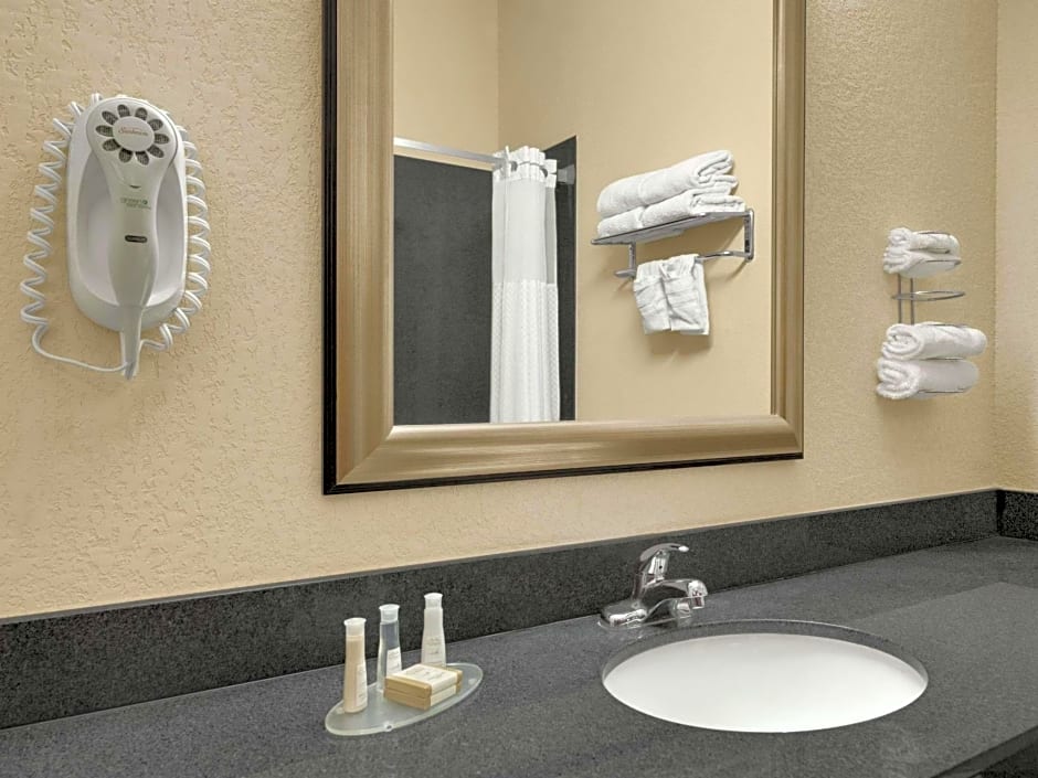 Baymont Inn Suites Marrero La – Marrero, LA