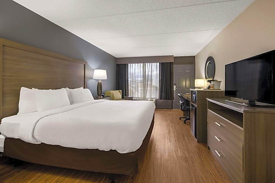 Quality Inn Asheville Airport