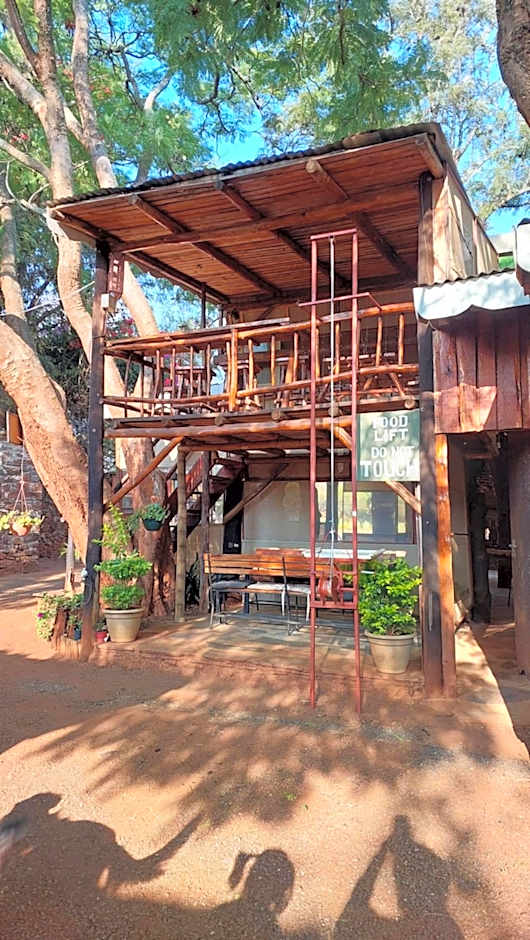 The Shoe Guest House