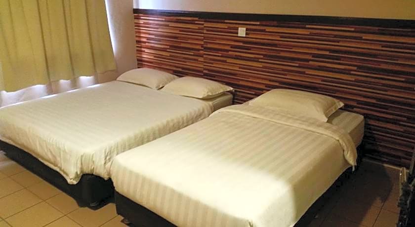 Iskandar Hotel