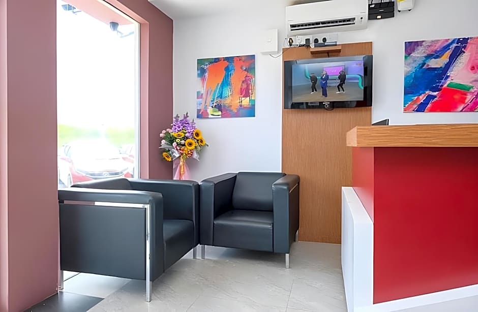 Super OYO 768 Fajar Baru Boutique Hotel