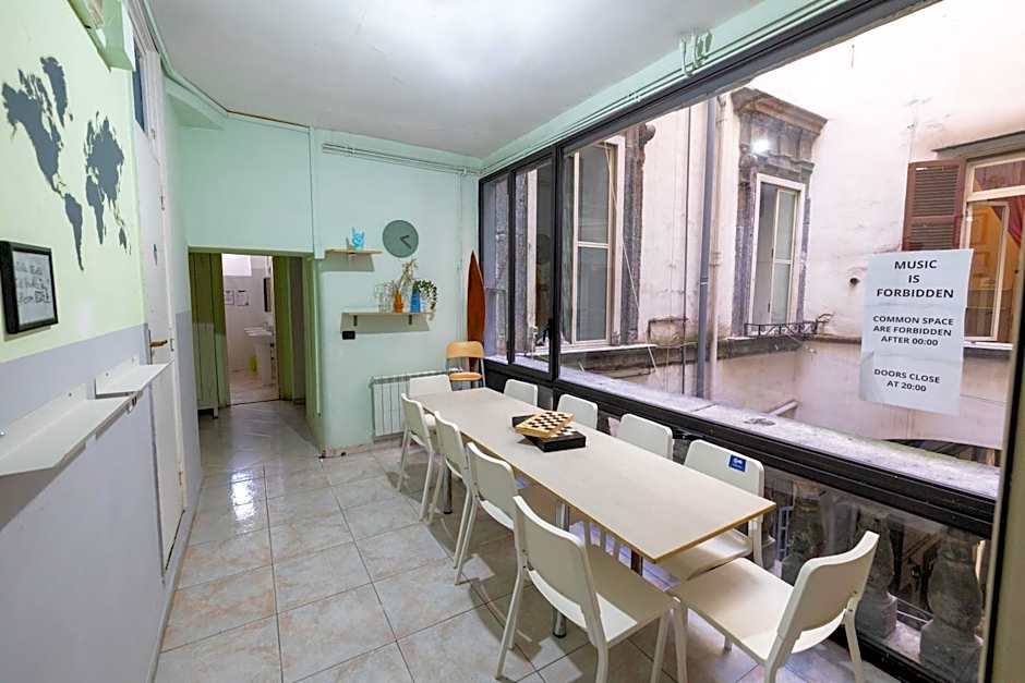 Naples Pizza Hostel
