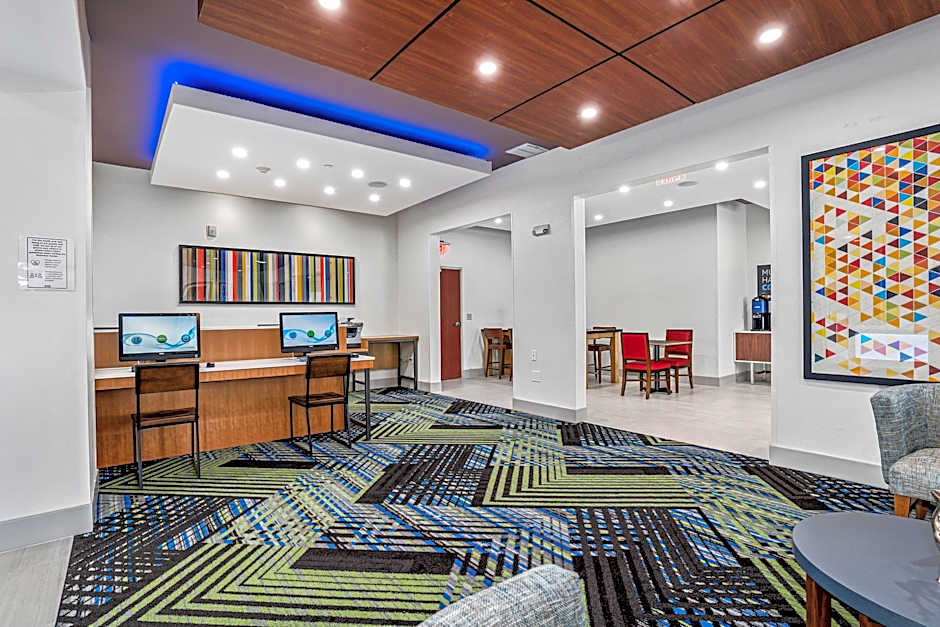 Holiday Inn Express Hotel & Suites Van Buren-Fort Smith Area By IHG