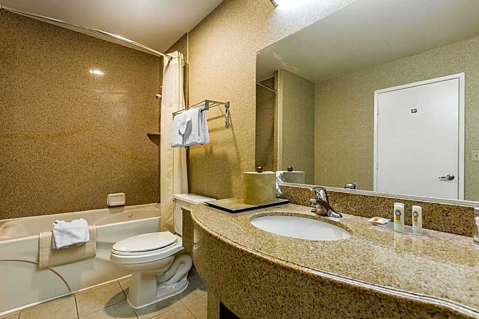Quality Inn Near China Lake Naval Station